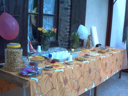 une jolie table pour un jolie anniversaire